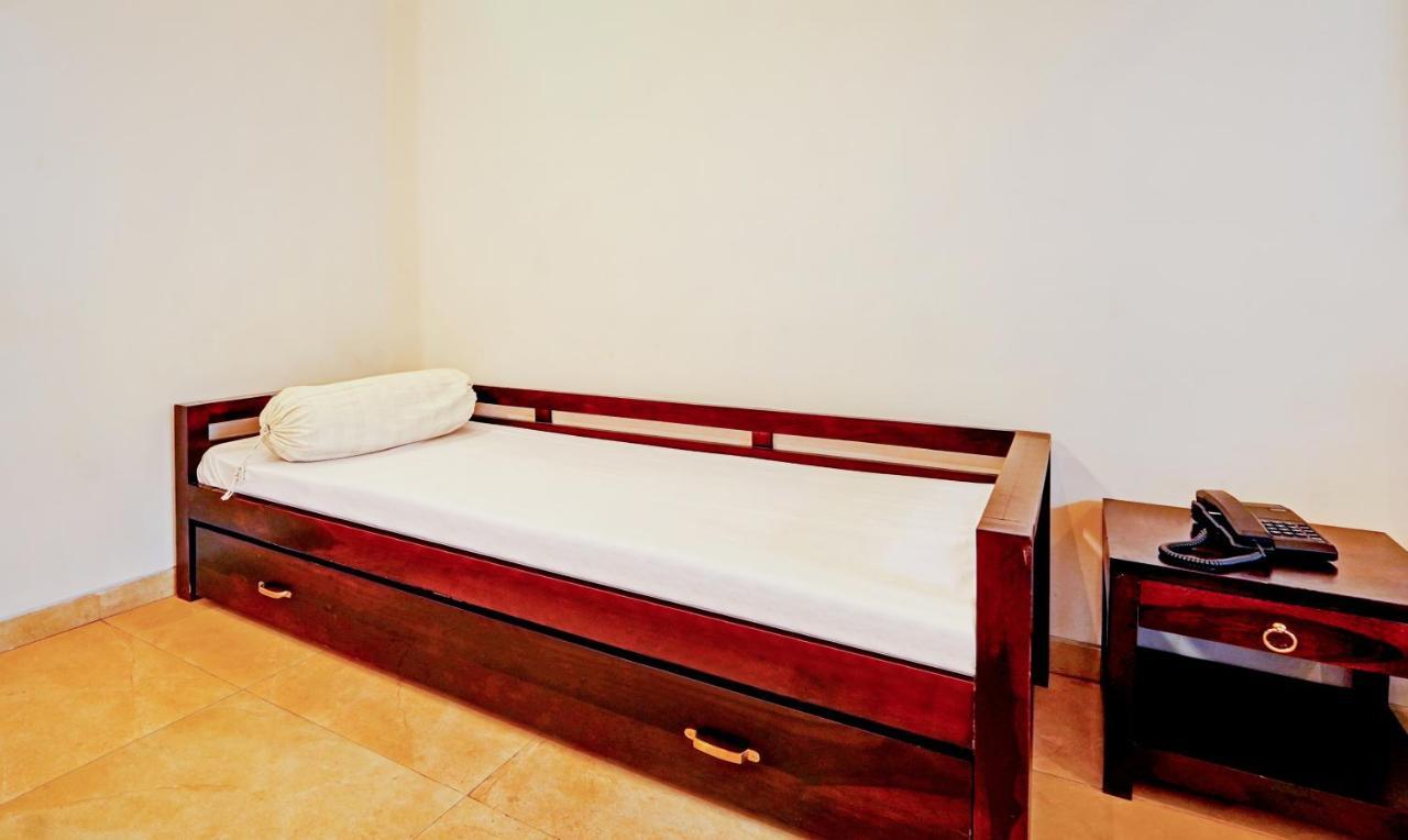 Siddhagiri Hotel And Resort Wai Екстер'єр фото